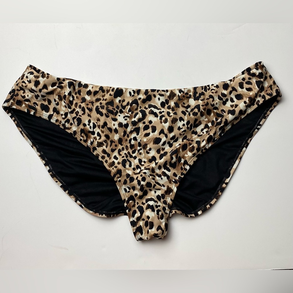 Time and Tru | Leopard Scrunch Bikini Bottoms Plus 2X
